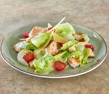 Салат Цезарь с курицей