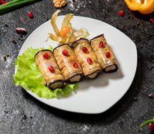 Жареные баклажаны с орехами