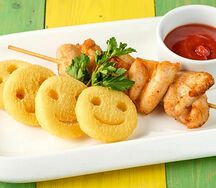 Наггетсы куриные с картофелем фри