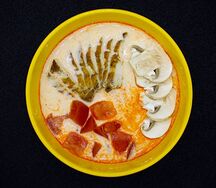 Том ям курица