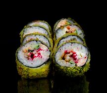 Ролл с угрем и лососем панко