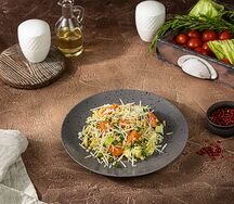 Салат с птитимом и лососем