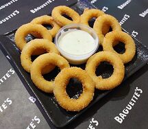 Луковые кольца в панировке