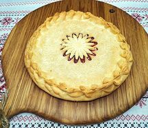 Пирог Клубника и банан (маленький)