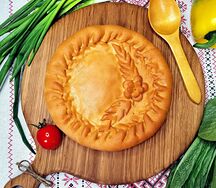 Пирог с зеленым луком и яйцом