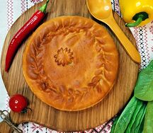 Пирог с мясом и рисом 23 см