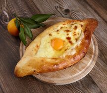 Хачапури по-аджарски