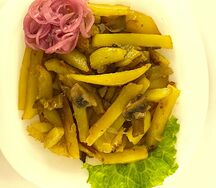 Жареный картофель с грибами