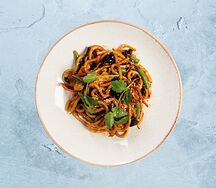 Удон с курицей в соусе Терияки