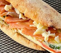 Панини со слабосоленой красной рыбкой