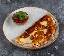 Кесадилья с курицей