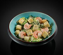 Салат Цезарь с креветками 