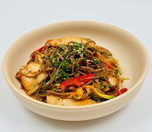 Гречневая лапша с курицей