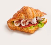 Круассан с курицей