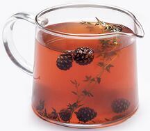 Согревающий напиток из сосновых шишек