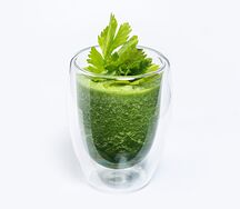 Смузи шпинат-сельдерей