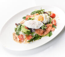 Яйцо пашот с сыром креметте