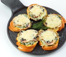 Багет чесночный с грибами