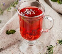 Малиновый чай с мятой