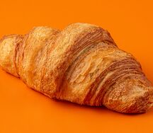 Круассан с персиком