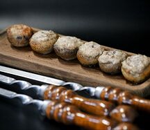 Грибы фаршированные курицей