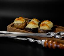 Грибы с сыром сулугуни