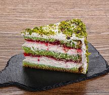 Пирожное Фисташковое с малиной