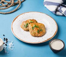 Куриные кейки в сливочном соусе