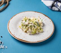 Куриный с овощами и яйцом