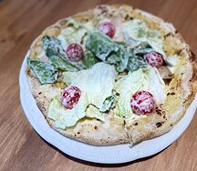 Пицца Цезарь с курицей