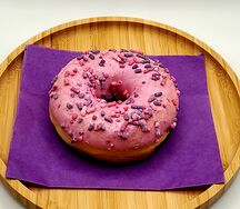 Пончик-донатс Лесные ягоды