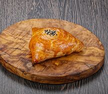 Самса слоёная с курицей