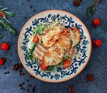 Цезарь с курицей
