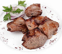Шашлык из cвинoй шейки