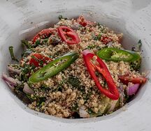 Овощной салат по-грузински с орехом