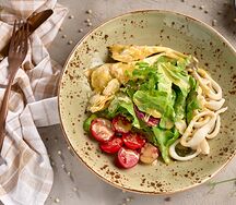 Салат с артишоками и кальмаром