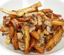 Картофель жареный с грибами