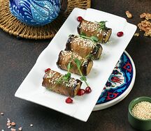 Баклажаны, фаршированные с ореховой начинкой