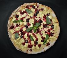 Малина с ежевикой