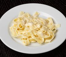 Макарошки с сыром и сливочным маслом