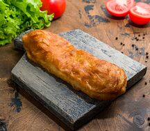 Жареный пирожок с картошкой