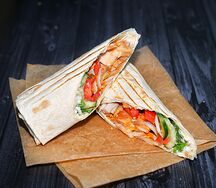 Шаурма с курицей в обычном лаваше
