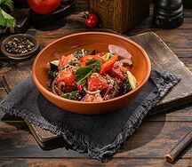 Салат с орехами по-грузински