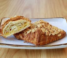 Круассан миндальный