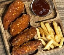 Стрипсы куриные с томатным соусом