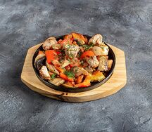 Сковородка с курицей