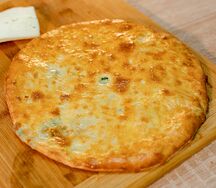 Хачапури с сыром и зеленью