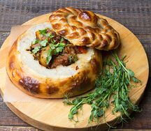 Жаркое из свинины в тесте