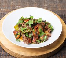 Куриная печень с картофелем и грибами