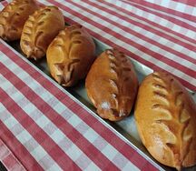 Пирожок с яблоком